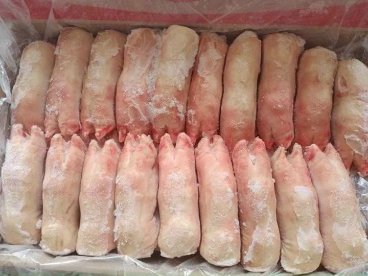 Dựng heo trước Seara