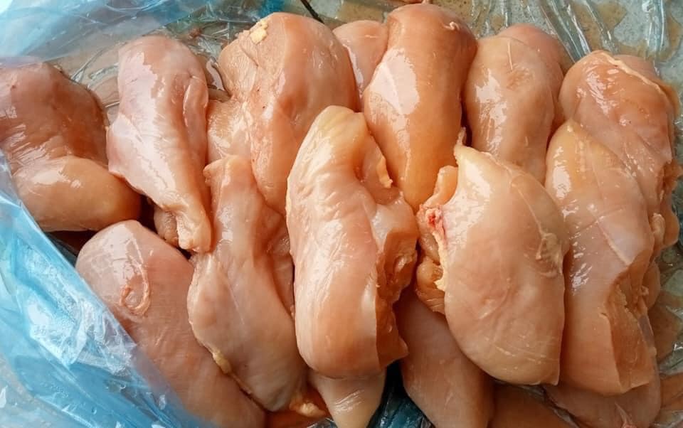 Kho thịt gà đông lạnh tại Quận 2