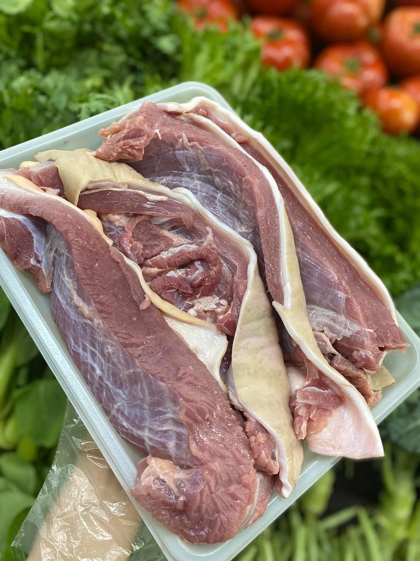 Ba chỉ bê tơ có da