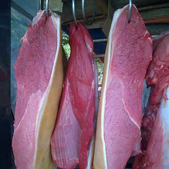 Ba chỉ bê tơ có da, ngon và an toàn