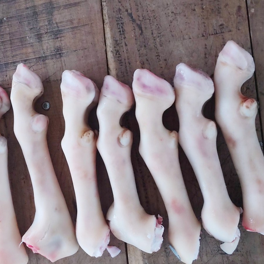 Dựng dê làm sạch